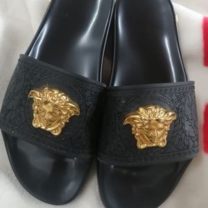 Versace Palazzo slides
